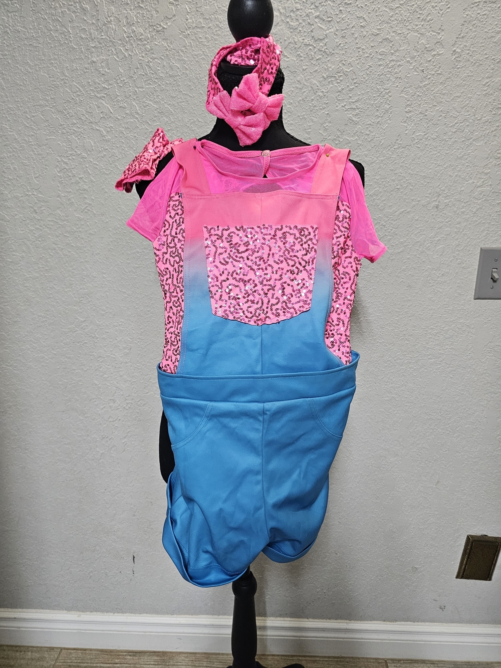 Weissman Pink Animal-Print Top with Blue Overalls Costume